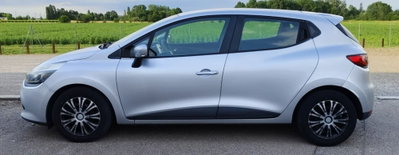 Renault Clio 1.2 75CV 5 porte Costume National (13)