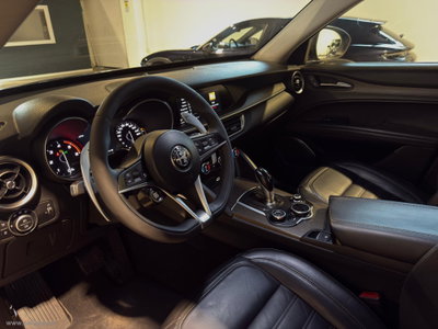 Alfa Romeo Stelvio Stelvio 2.2 Turbodiesel 210 CV AT8 Q4 Veloce (9)