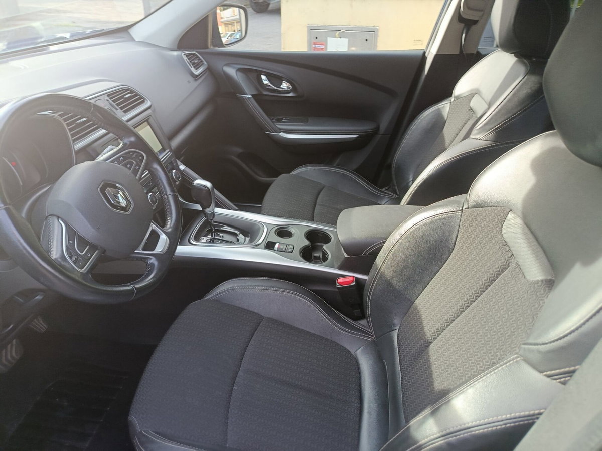 Renault Kadjar 8V 110CV EDC Energy Bose (13)