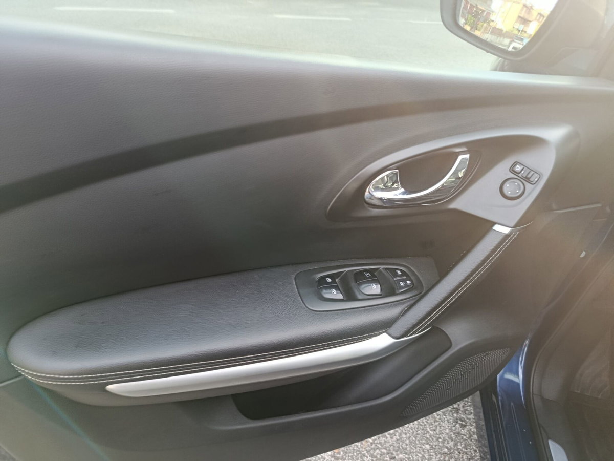 Renault Kadjar 8V 110CV EDC Energy Bose (15)