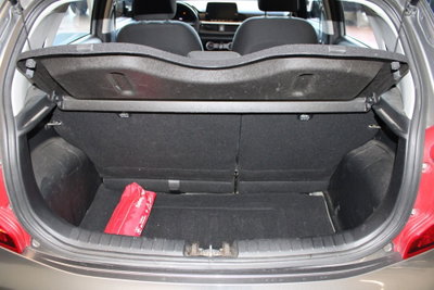 Kia Picanto 1.0 12V 5 porte AMT Urban (10)