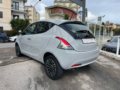 Lancia Ypsilon 1.2 69 CV 5 porte GPL Ecochic Gold (4)