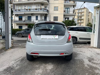 Lancia Ypsilon 1.2 69 CV 5 porte GPL Ecochic Gold (5)