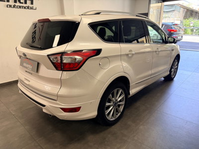 Ford Kuga 2.0 TDCI 150 CV S&S 4WD Vignale (5)