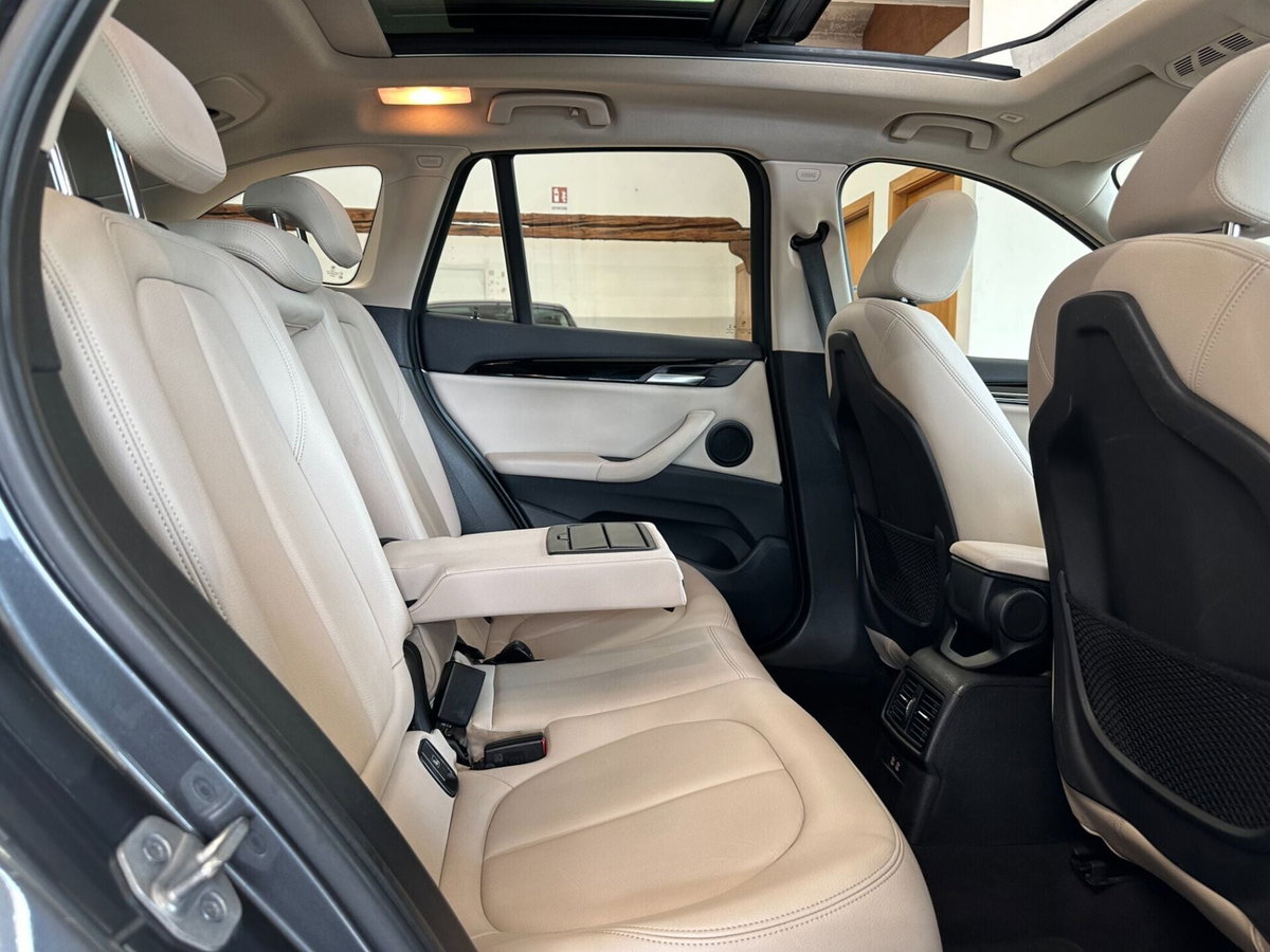 BMW X1 sDrive 18d Msport (10)
