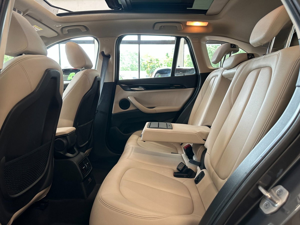 BMW X1 sDrive 18d Msport (9)