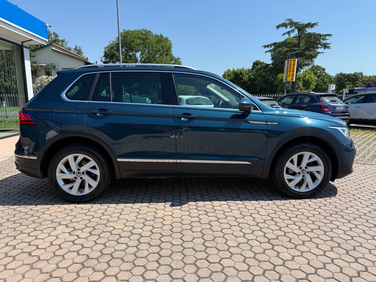 Volkswagen Tiguan 2.0 TDI 150 CV SCR DSG 4MOTION Life (5)