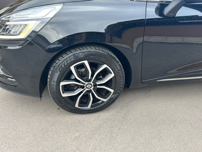 Renault Clio dCi 8V 75 CV 5 porte Moschino Zen (11)