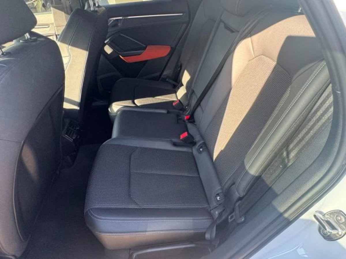Audi Q3 Sportback 35 TDI quattro S tronic S line edition (8)