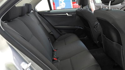 Mercedes-Benz Classe C 200 CDI BlueEFFICIENCY Avantgarde (16)