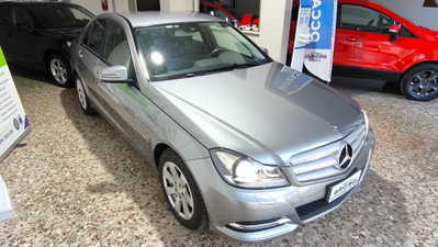 Mercedes-Benz Classe C 200 CDI BlueEFFICIENCY Avantgarde (6)