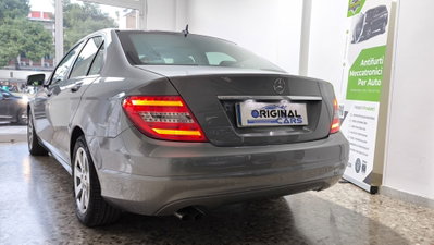 Mercedes-Benz Classe C 200 CDI BlueEFFICIENCY Avantgarde (9)