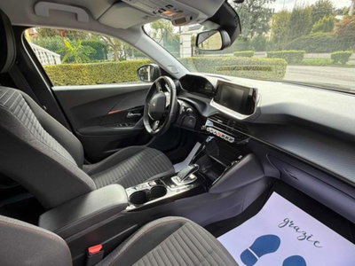 Peugeot 2008 PureTech 130 S&S EAT8 Allure Pack (15)