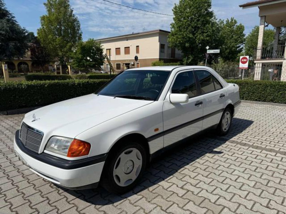 Mercedes-Benz Classe C 180 cat Classic