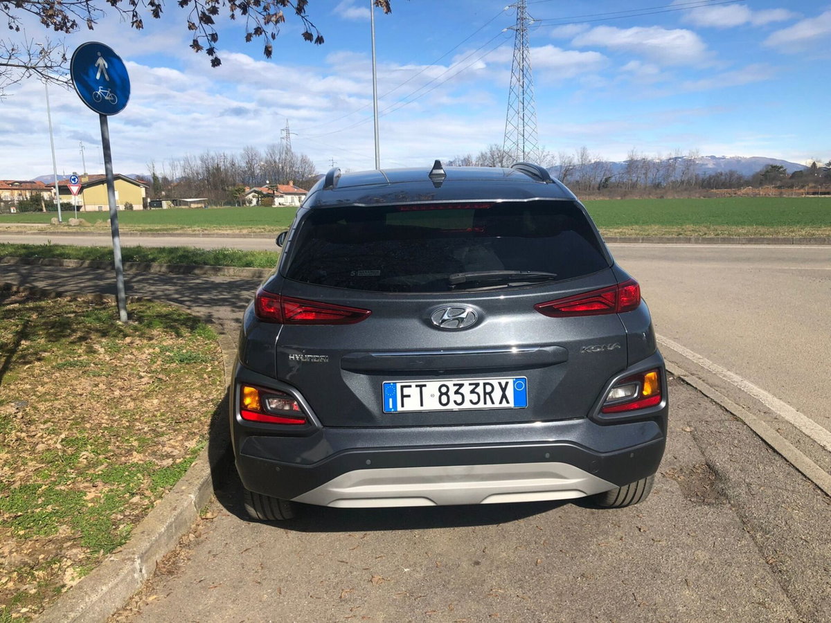 Hyundai Kona 1.6 CRDI 115 CV Style (6)