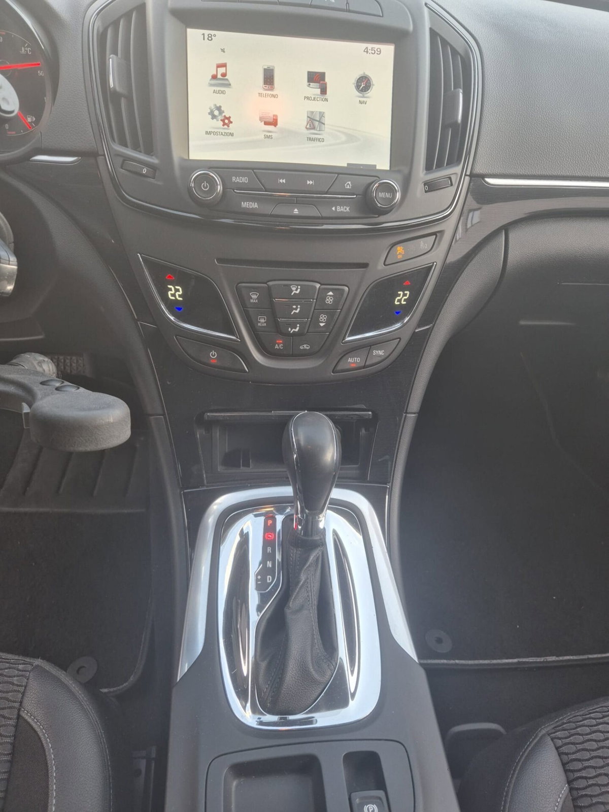 Opel Insignia Station Wagon CDTI 170CV Sports aut. Cosmo (10)
