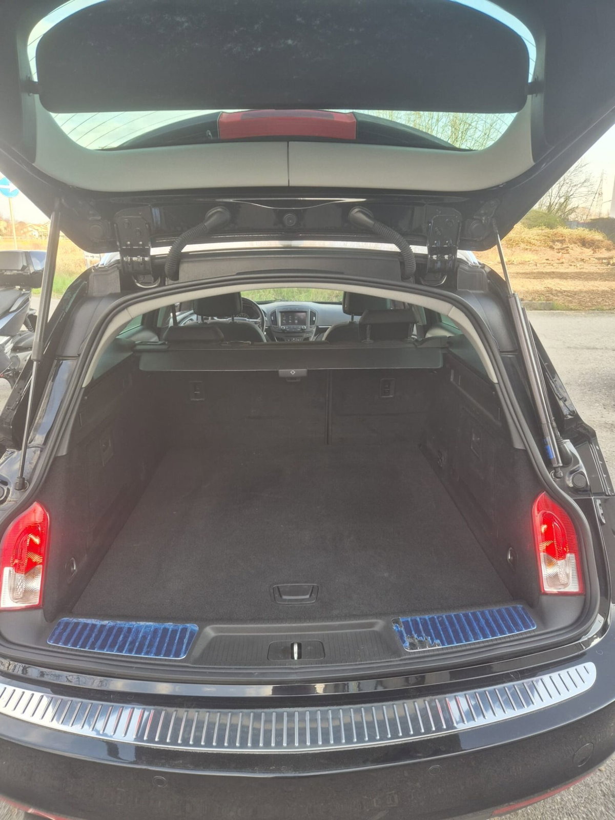 Opel Insignia Station Wagon CDTI 170CV Sports aut. Cosmo (16)