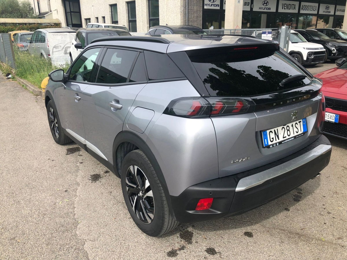 Peugeot 2008 BlueHDi 130 S&S EAT8 Allure Pack (7)