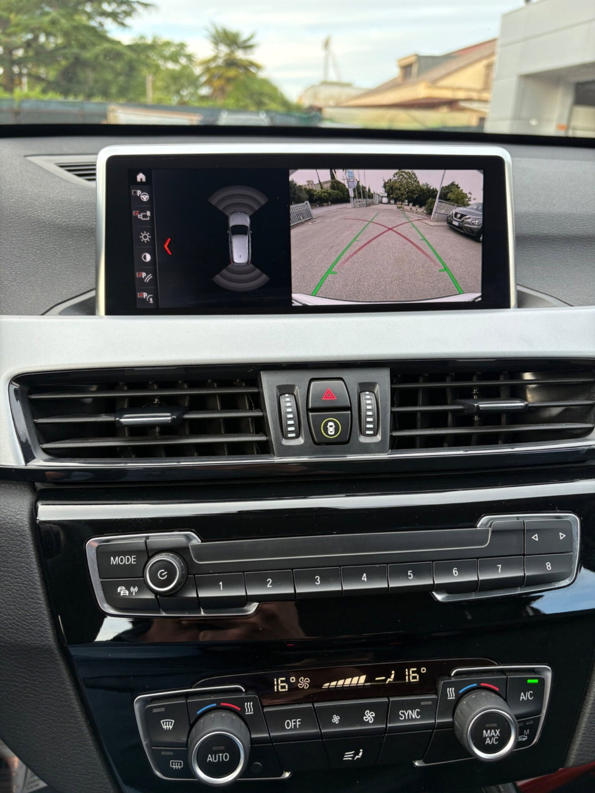 BMW X1 sDrive18d Sport (12)