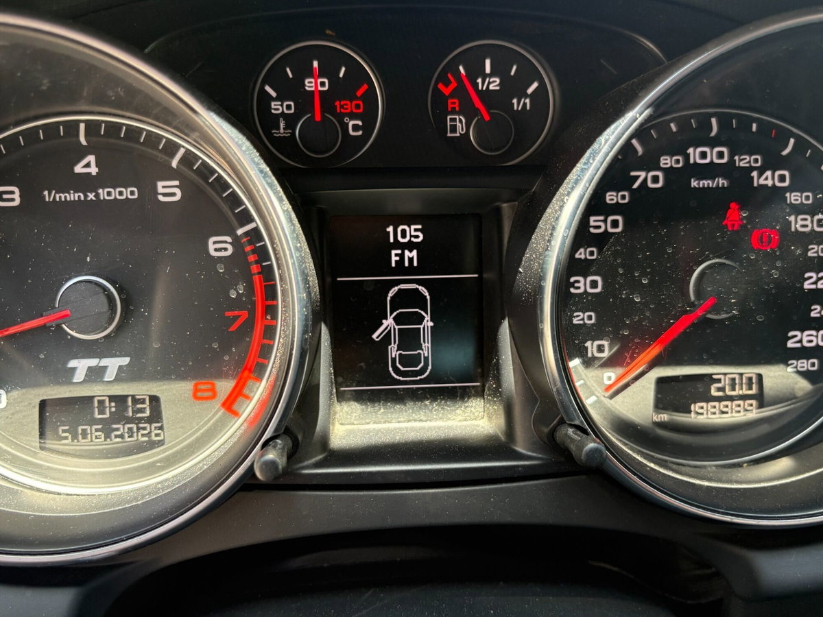 Audi TT Cabrio 2.0 TFSI (12)