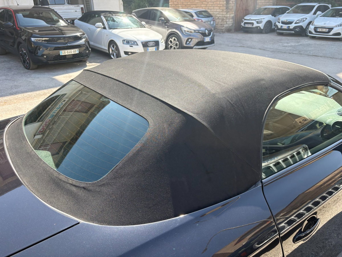 Audi TT Cabrio 2.0 TFSI (17)