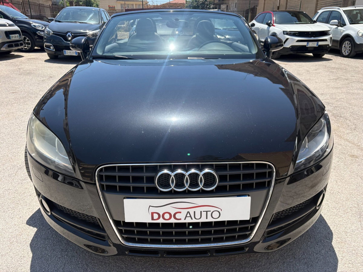 Audi TT Cabrio 2.0 TFSI (2)