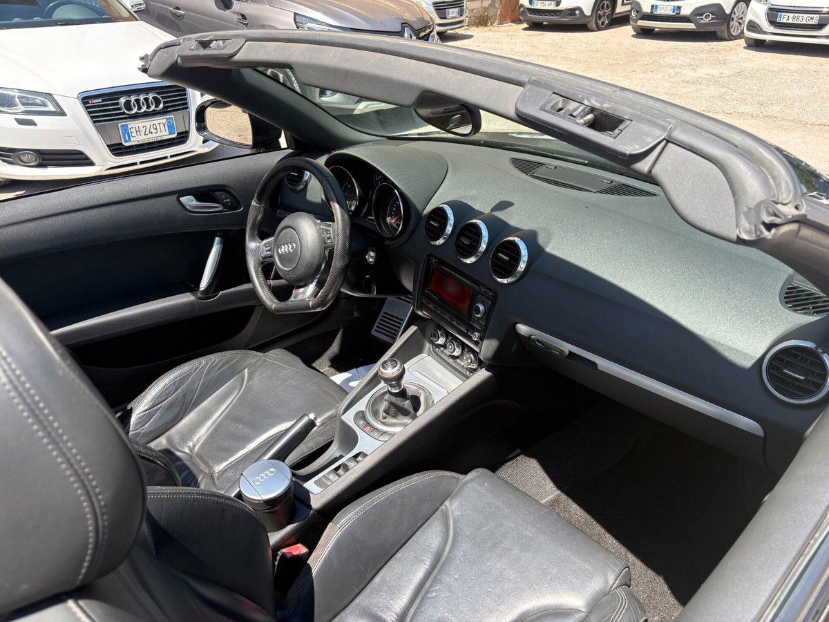 Audi TT Cabrio 2.0 TFSI (5)