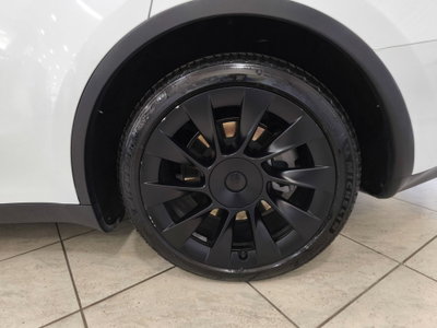 Tesla Model Y Long Range Dual Motor awd (11)