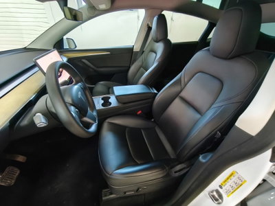 Tesla Model Y Long Range Dual Motor awd (9)