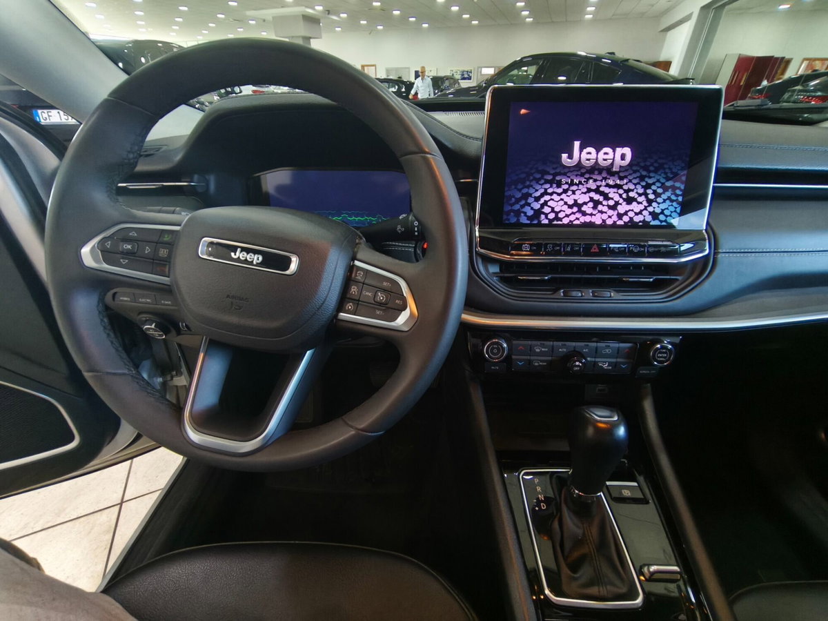 Jeep Compass 1.3 T4 190CV PHEV AT6 4xe Limited (8)