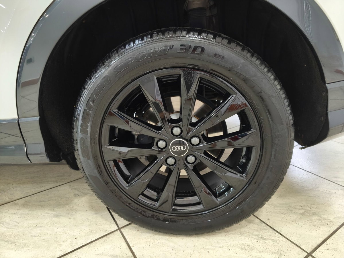 Audi Q3 35 TDI quattro S tronic Business (11)