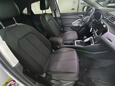 Audi Q3 35 TDI quattro S tronic Business (14)