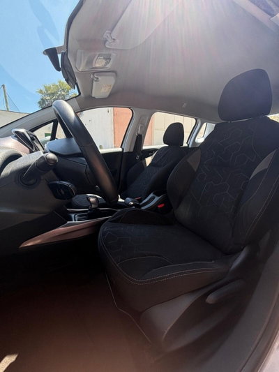 Peugeot 2008 e-HDi 92 CV Stop&Start Active (12)