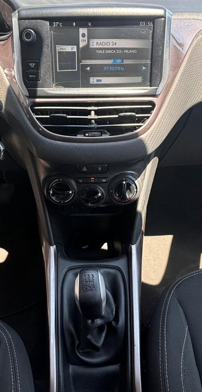 Peugeot 2008 e-HDi 92 CV Stop&Start Active (16)