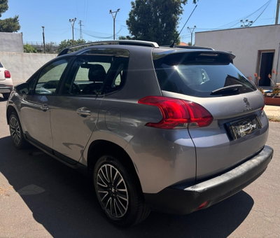 Peugeot 2008 e-HDi 92 CV Stop&Start Active (5)