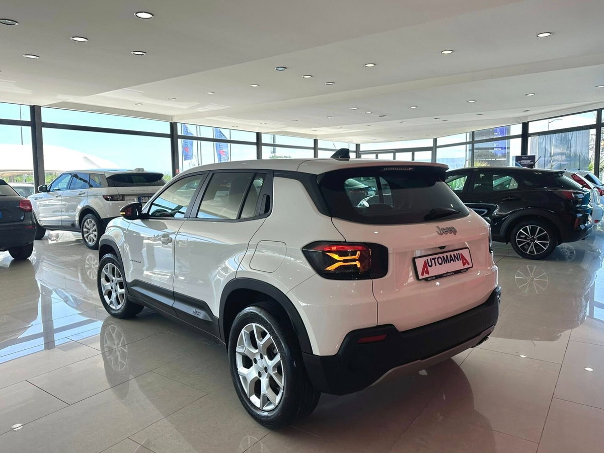Jeep Avenger 1.2 turbo Altitude fwd 100cv (2)