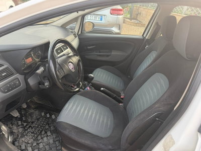 Fiat Grande Punto 1.3 MJT 75 CV 3 porte Active (5)
