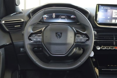Peugeot 2008 1.2 puretech Allure s&s 100cv (10)