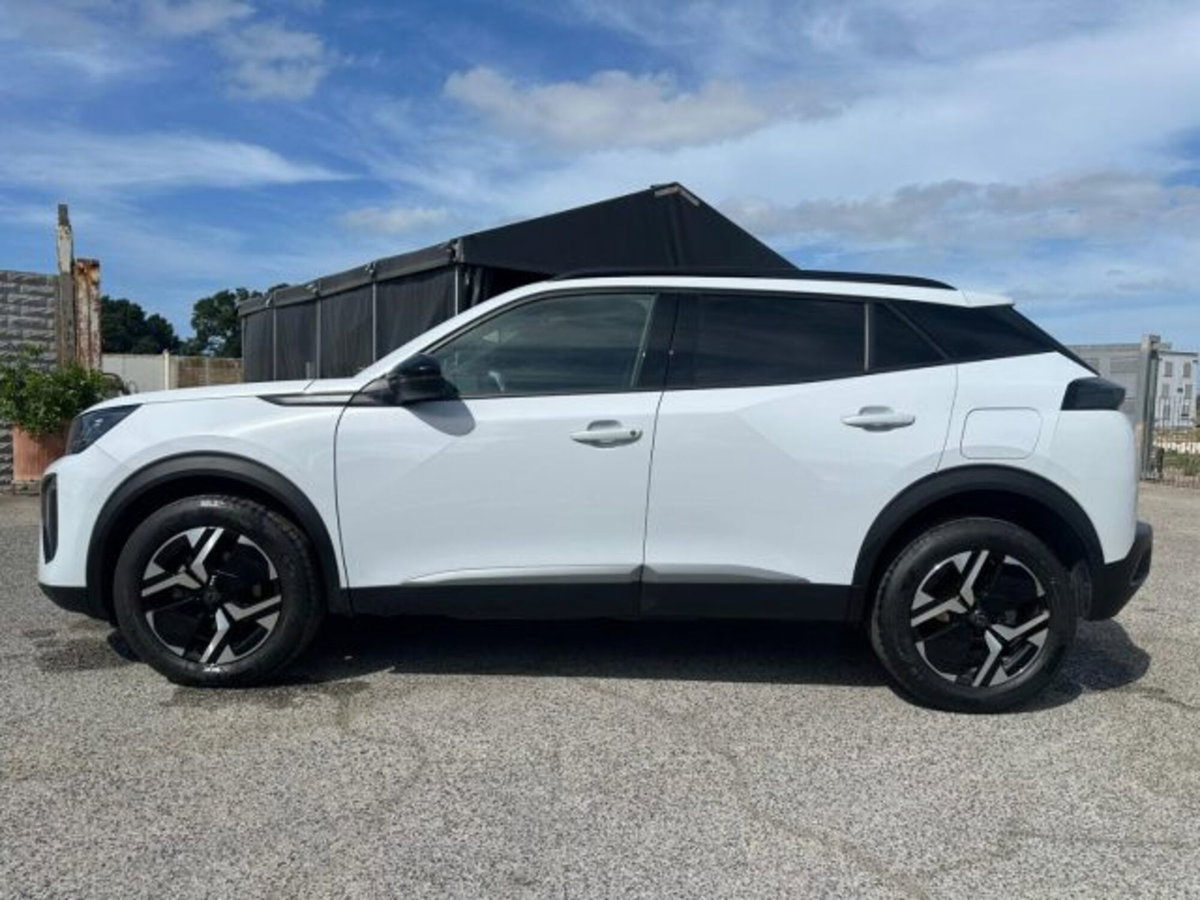 Peugeot 2008 1.2 puretech Allure s&s 100cv (5)