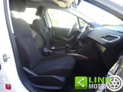 Peugeot 2008 VTi 82CV Active (6)