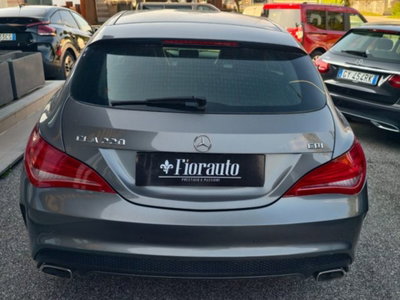 Mercedes-Benz CLA Shooting Brake 220 d Automatic Premium (5)