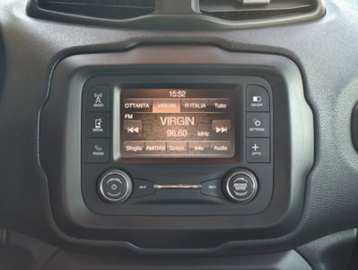Jeep Renegade 1.3 T4 DDCT Longitude (12)