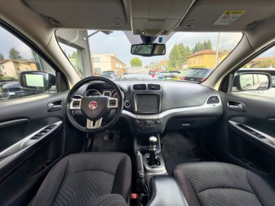 Fiat Freemont 2.0 Mjt 170 CV 4x4 Automatica Lounge (10)