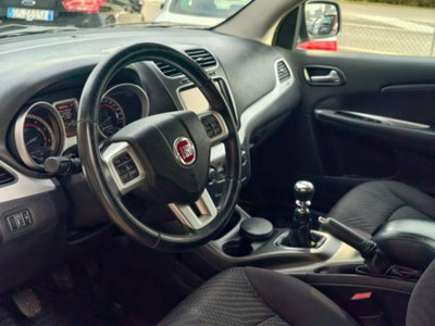 Fiat Freemont 2.0 Mjt 170 CV 4x4 Automatica Lounge (8)