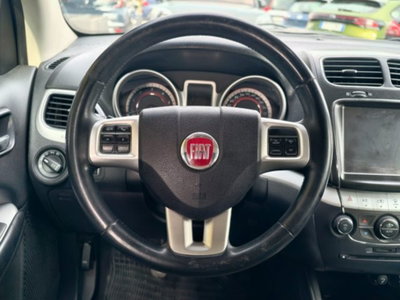 Fiat Freemont 2.0 Mjt 170 CV 4x4 Automatica Lounge (9)