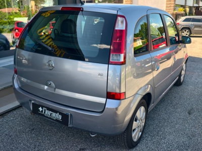 Opel Meriva 1.6 16V Cosmo (3)