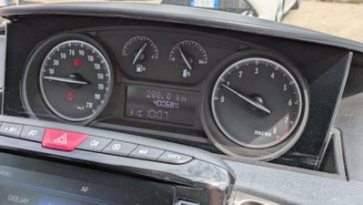 Lancia Ypsilon 1.0 FireFly 5 porte S&S Hybrid Gold Plus (8)