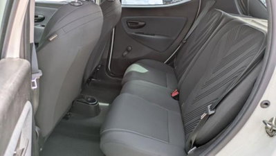 Lancia Ypsilon 1.0 FireFly 5 porte S&S Hybrid Gold Plus (10)