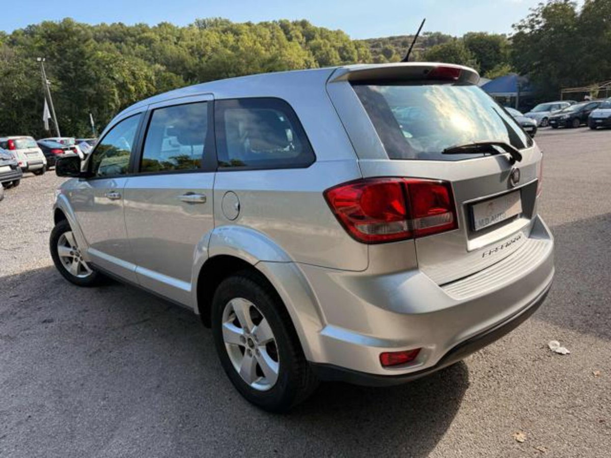 Fiat Freemont 2.0 Multijet 140 CV Urban (17)
