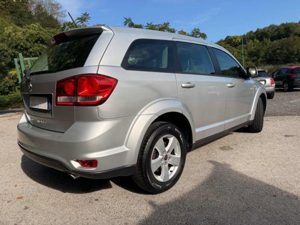 Fiat Freemont 2.0 Multijet 140 CV Urban (19)